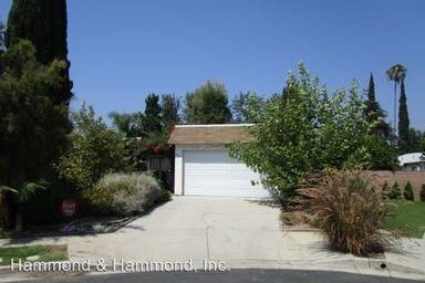 Main picture of 10561 Bianca Ave