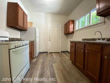 Main picture of South Oakland Rowhome