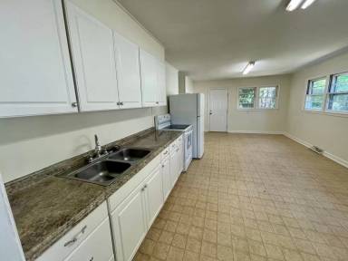 Main picture of 2812 Dexter Ave