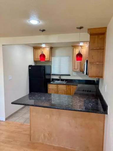 Main picture of 1022 E 4th Ave