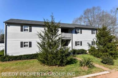 Main picture of 101 Wylie Ct