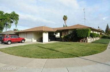 Main picture of 3265 Payne Ave