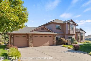 Main picture of 5618 N Del Rey Dr