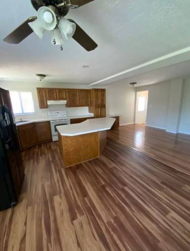 Main picture of 2020 W 6075 S