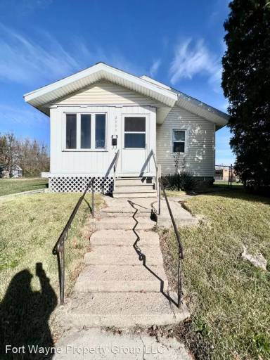 Main picture of 2905 Schele Ave