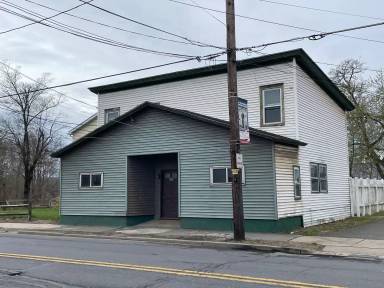 Main picture of 111 N Courtland St