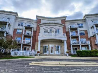 Main picture of 601 W Rand Rd
