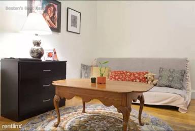 Main picture of 1842 Commonwealth Ave