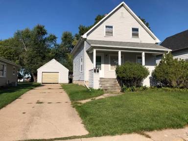 Main picture of 138 N Wilson St