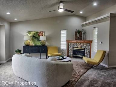 Main picture of 1017 W Peregrine Dr