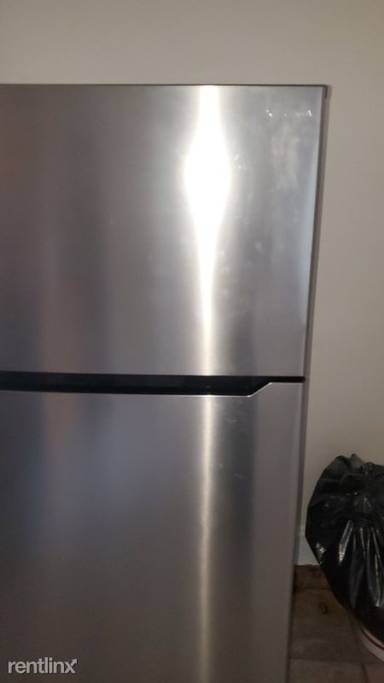 Main picture of 8200 S Maryland Ave