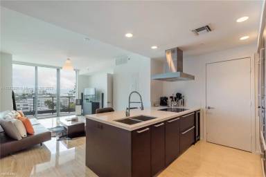 Main picture of Capri South Beach