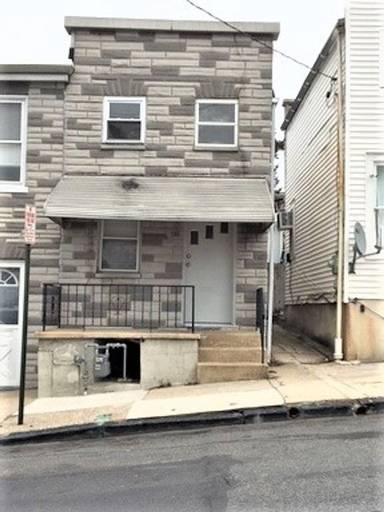 Main picture of 541 S 10th St
