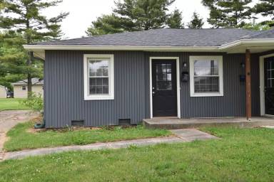 Main picture of 10 Lamplite Ct
