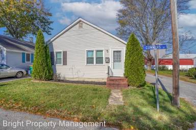 Main picture of 120 Cummins St
