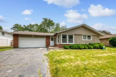 Main picture of 17211 Elm Dr