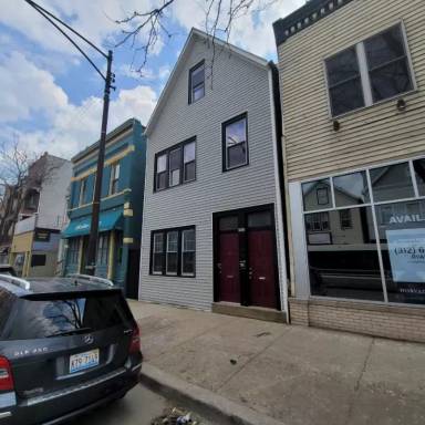 Main picture of 3100 N Western Ave