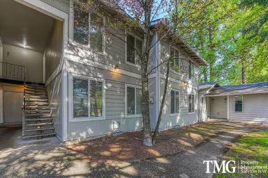 Main picture of 1559 NE 201st Ave