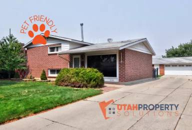 Main picture of 1178 W DuPont Ave