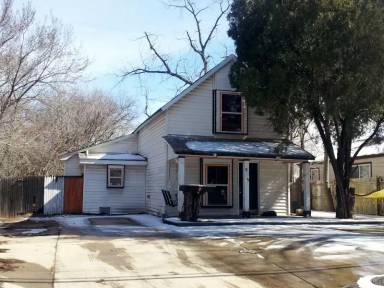 Main picture of 503 N Husband St