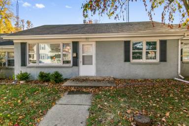 Main picture of 516 Lawn St