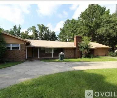 Main picture of 223 N Edgewood Dr