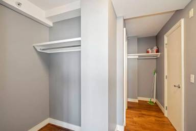Main picture of Potomac Place Tower
