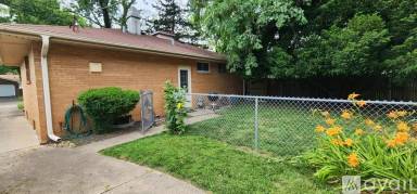 Main picture of 124 Brookview Rd