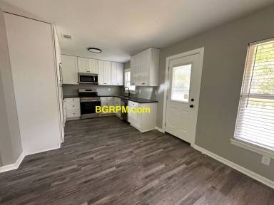 Main picture of 1704 Nina St