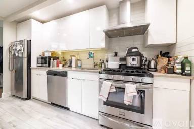 Main picture of 1117 Lafayette Ave