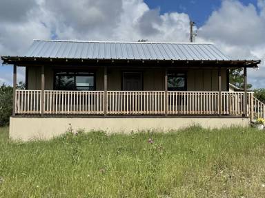 Main picture of 101 Hill Country Cabin Ln