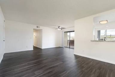 Main picture of 3520 W Savanna St