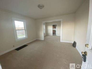Main picture of 105 6th St
