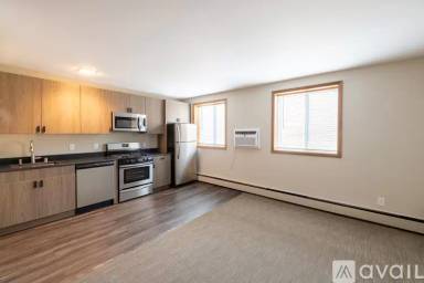 Main picture of 2788 S Fulton St