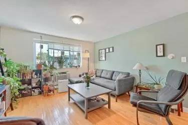 Main picture of 357 Faneuil St