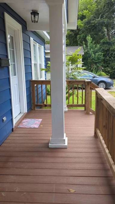 Main picture of 324 Saint Joseph St