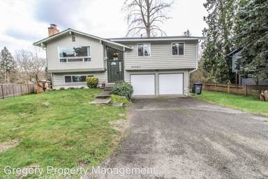 Main picture of 20027 13th Dr SE