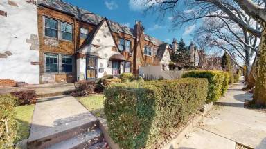 Main picture of 6827 Juno St