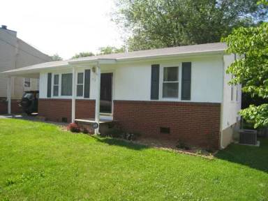 Main picture of 413 Howell Ave