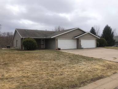 Main picture of 304 Jersey Ln