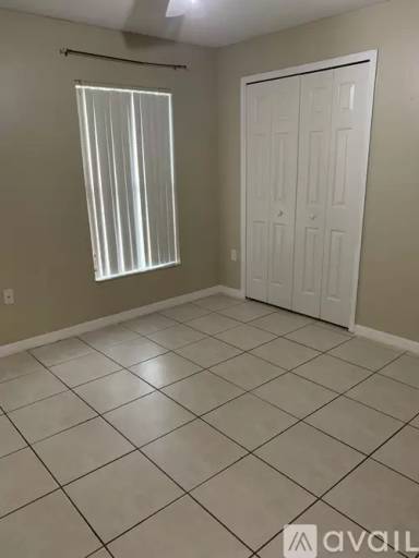 Main picture of 459 Majesty Dr