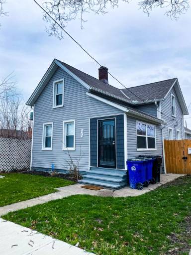 Main picture of 3289 W 30th St
