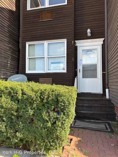 Main picture of 2105 Penn St