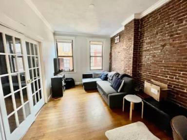 Main picture of 119 Richmond St