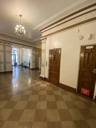 Main picture of 604 Bush St