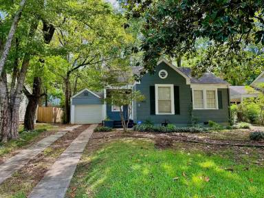 Main picture of 1842 Piedmont St