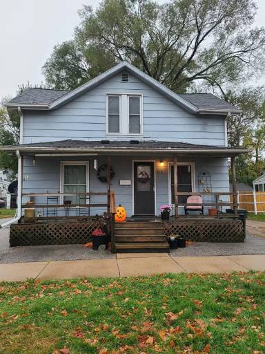 Main picture of 216 1/2 Randolph St