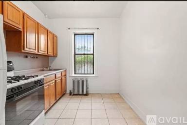 Main picture of 3090 23rd St