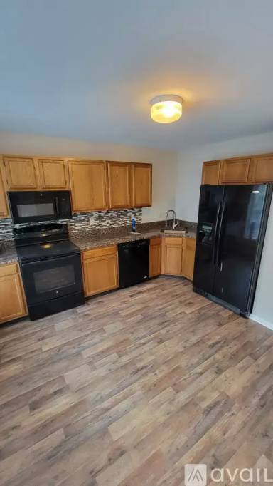 Main picture of 432 Stanley Plaza Blvd