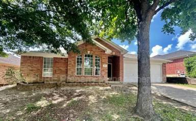 Main picture of 605 Douglas Dr
